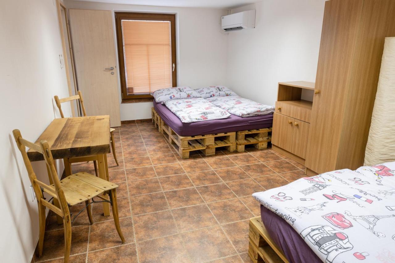 Apartmán Cabernet Velké Pavlovice Esterno foto